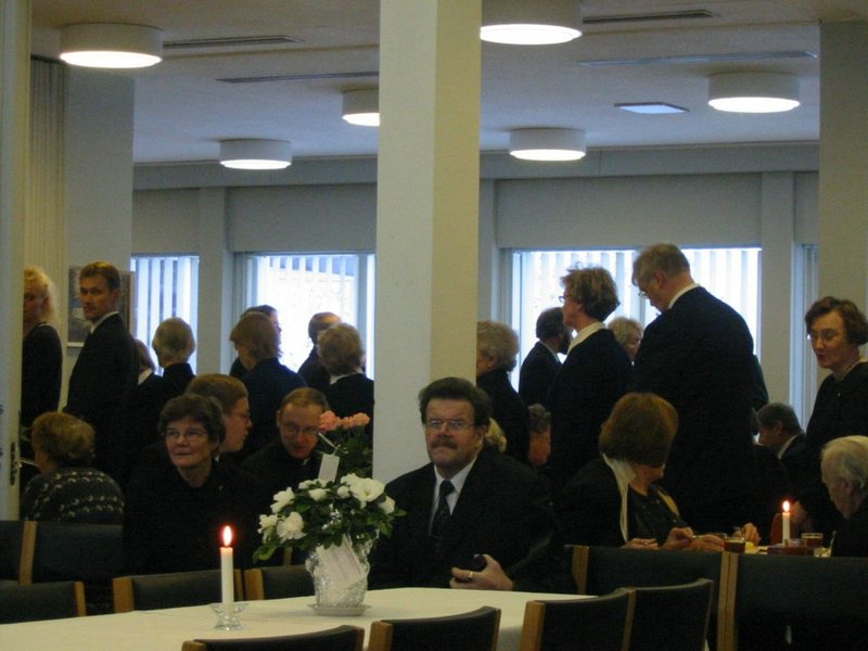 Mumman hautajaiskuvat 069.jpg